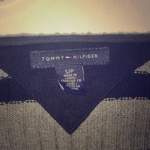 Tommy Hilfiger, v neck sweater